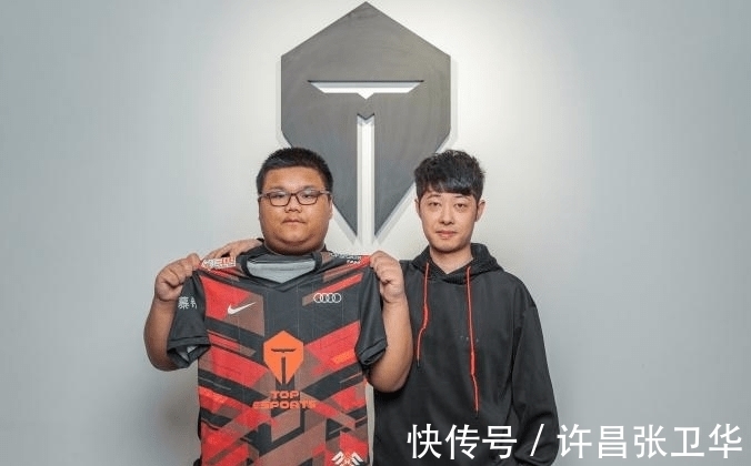 还展示了他 还展示了他