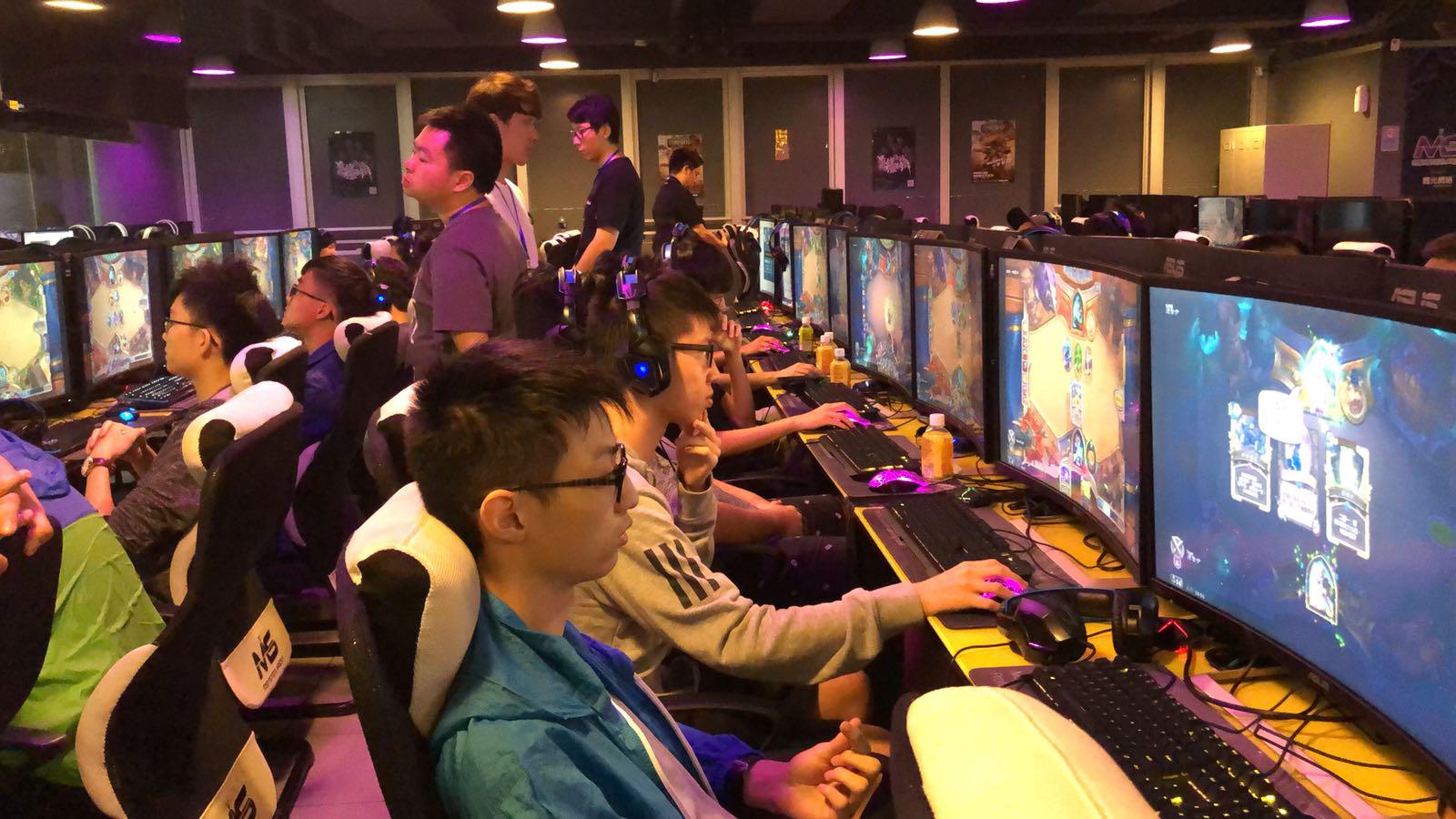 于阿森纳的 于阿森纳的