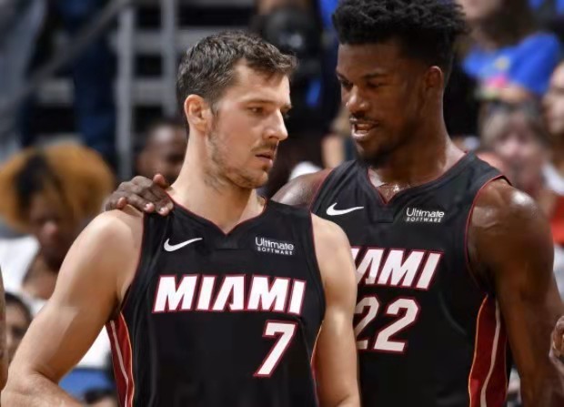 一种发型的 一种发型的