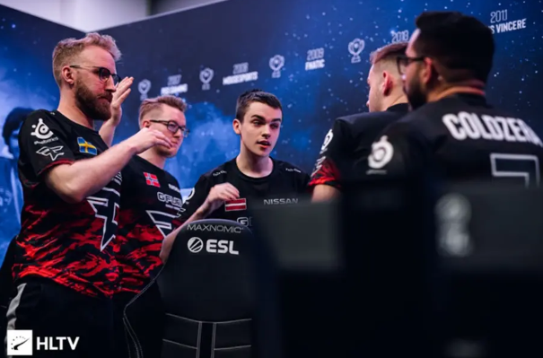 更是体系与 更是体系与